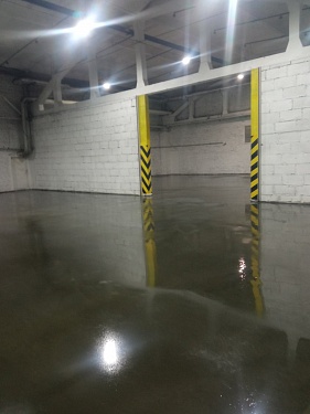 Лак пропитка для бетонного пола.  �3