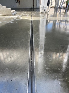 Лак пропитка для бетонного пола.  �2